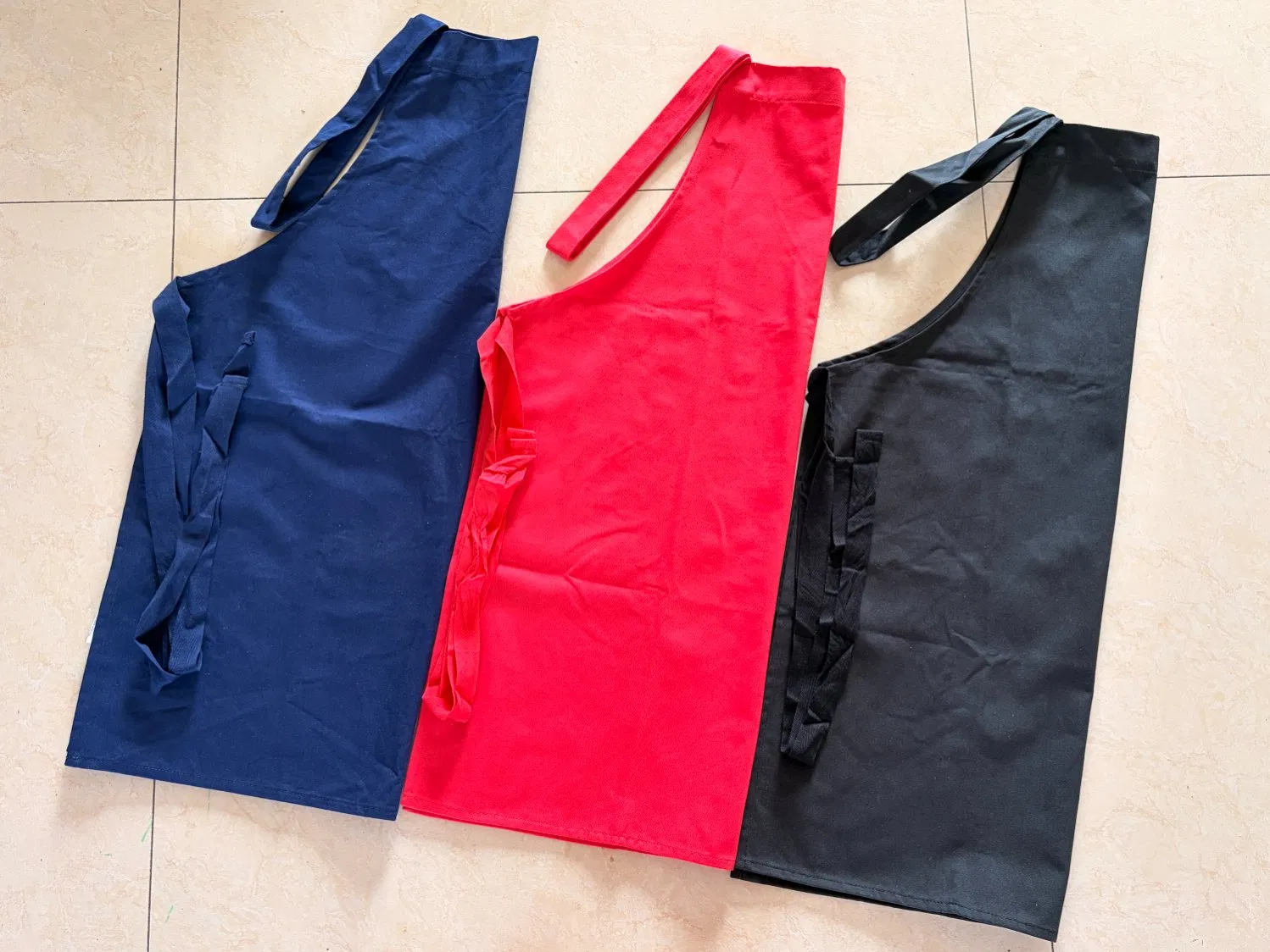 Cotton Twill Red Bib Apron with Woven Belt Customized Logo Printed for Restaurant, Kitchen or Promotion