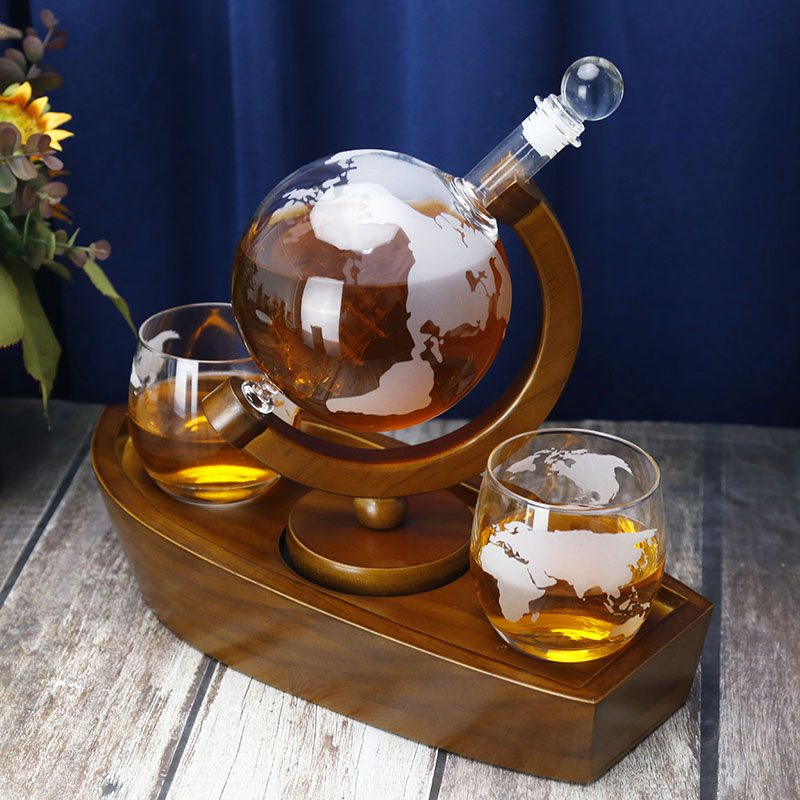 Wholesale Rotatable Sailboat Shape Glass Wine Decanter Bubbler Craft Bottle Special-Shaped Fermentation Jar Earth Instrument Liquor Divid