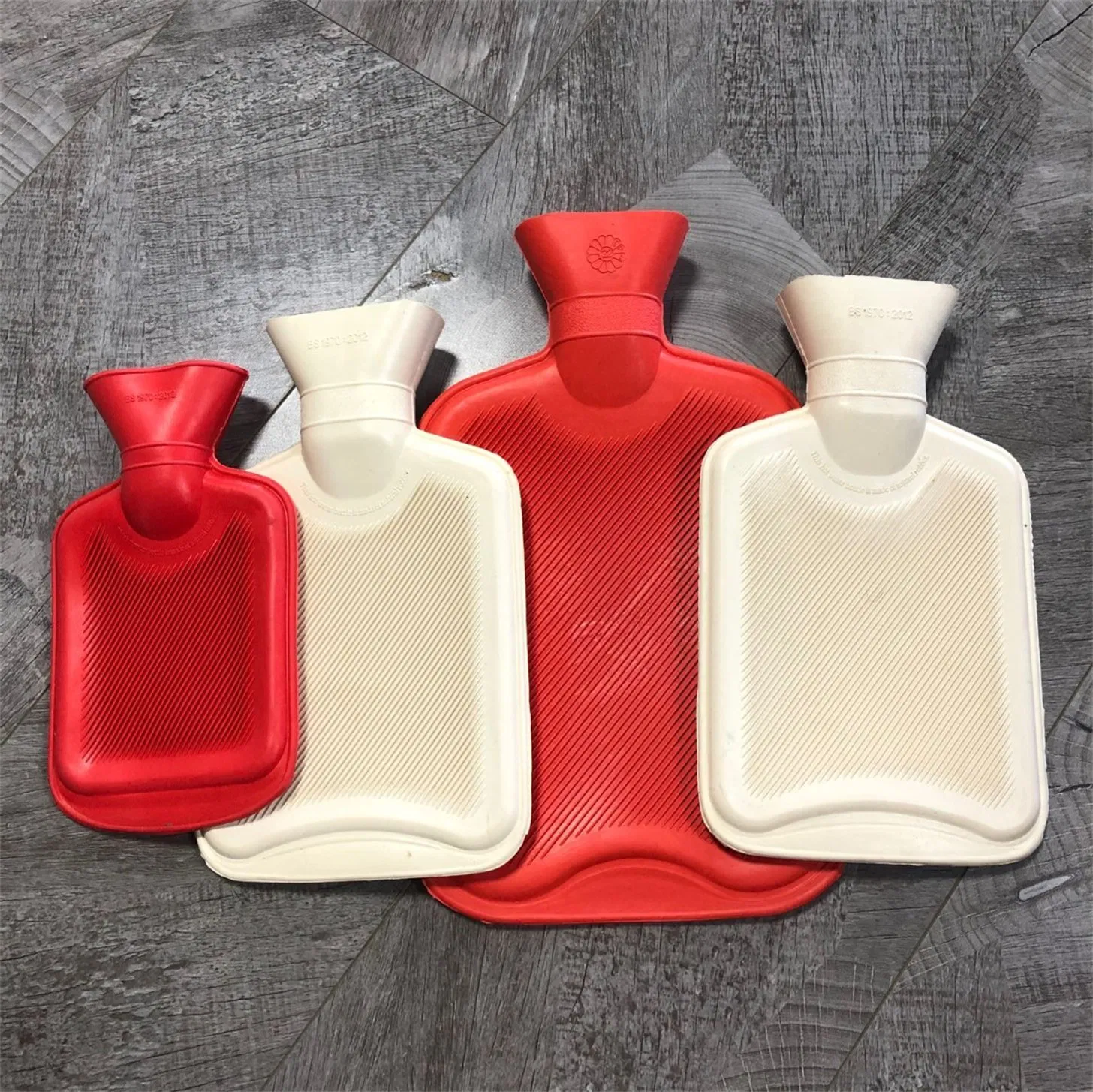 Wholesale British Standard 2000ml Red Rubber Hot Water Bottle Bag