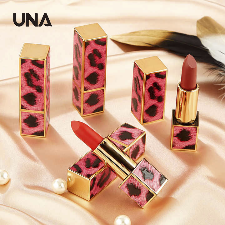 High Quality Pink Lipstick with Custom Logo Long Lasting Moisturizing Magnetic Creamy Matte Wholesale Carving Lipstick