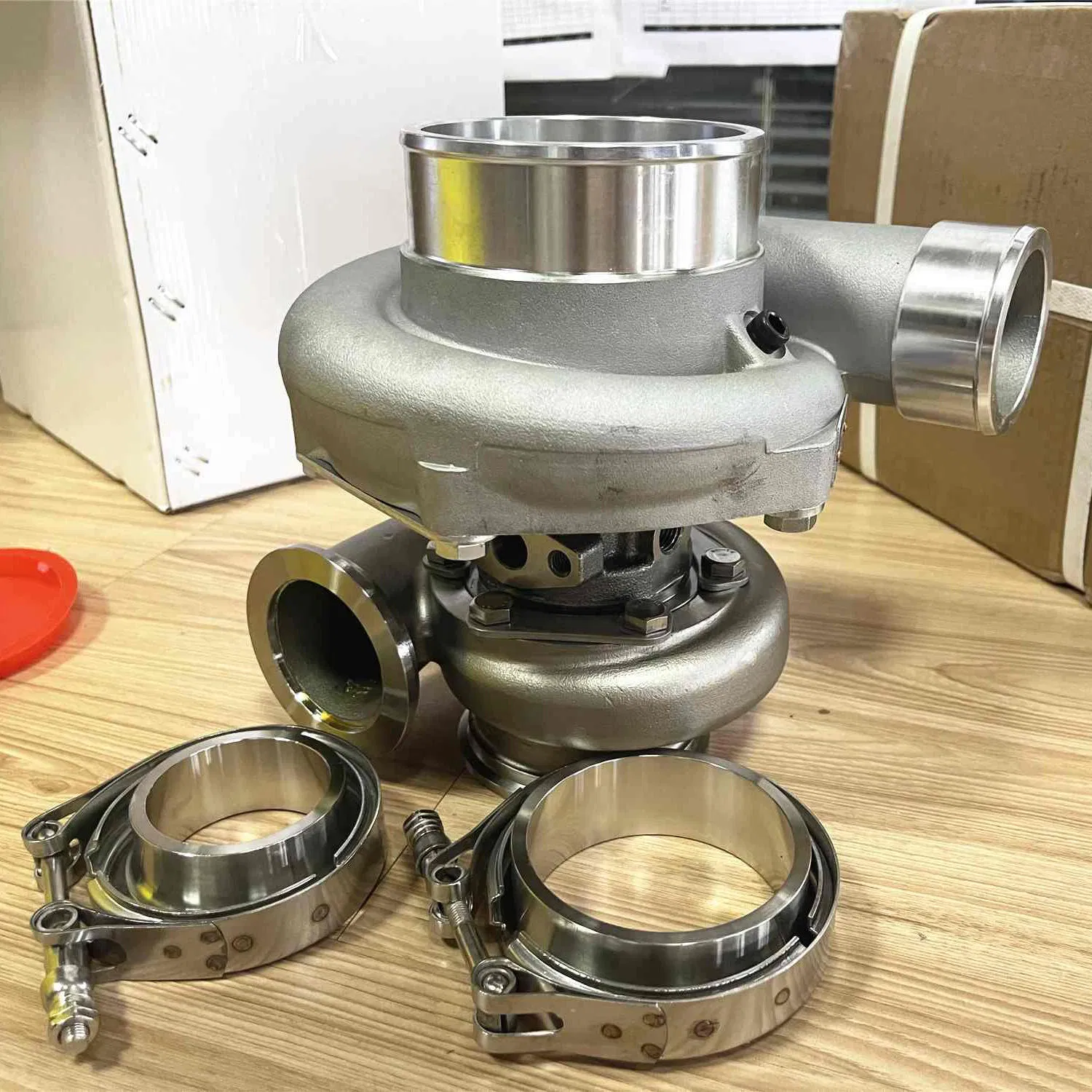 Турбокомпрессор Racing GTX35R с V-Band и a/R 82