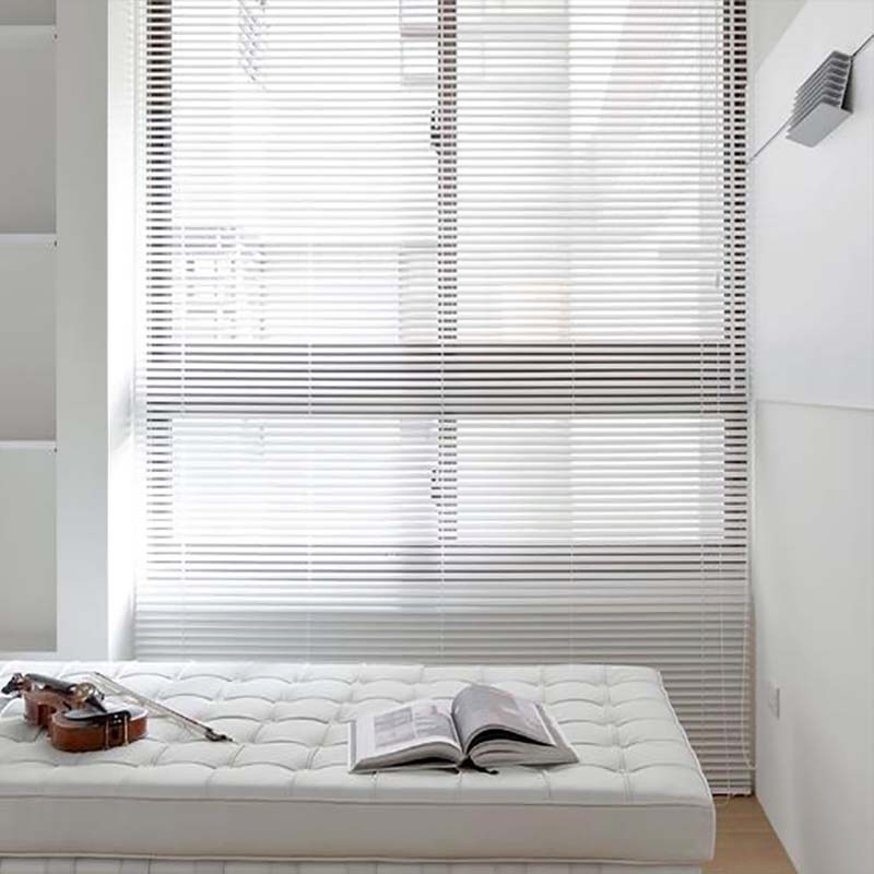 Classic White Vinyl Venetian Blinds 25mm PVC Customized Window Blinds