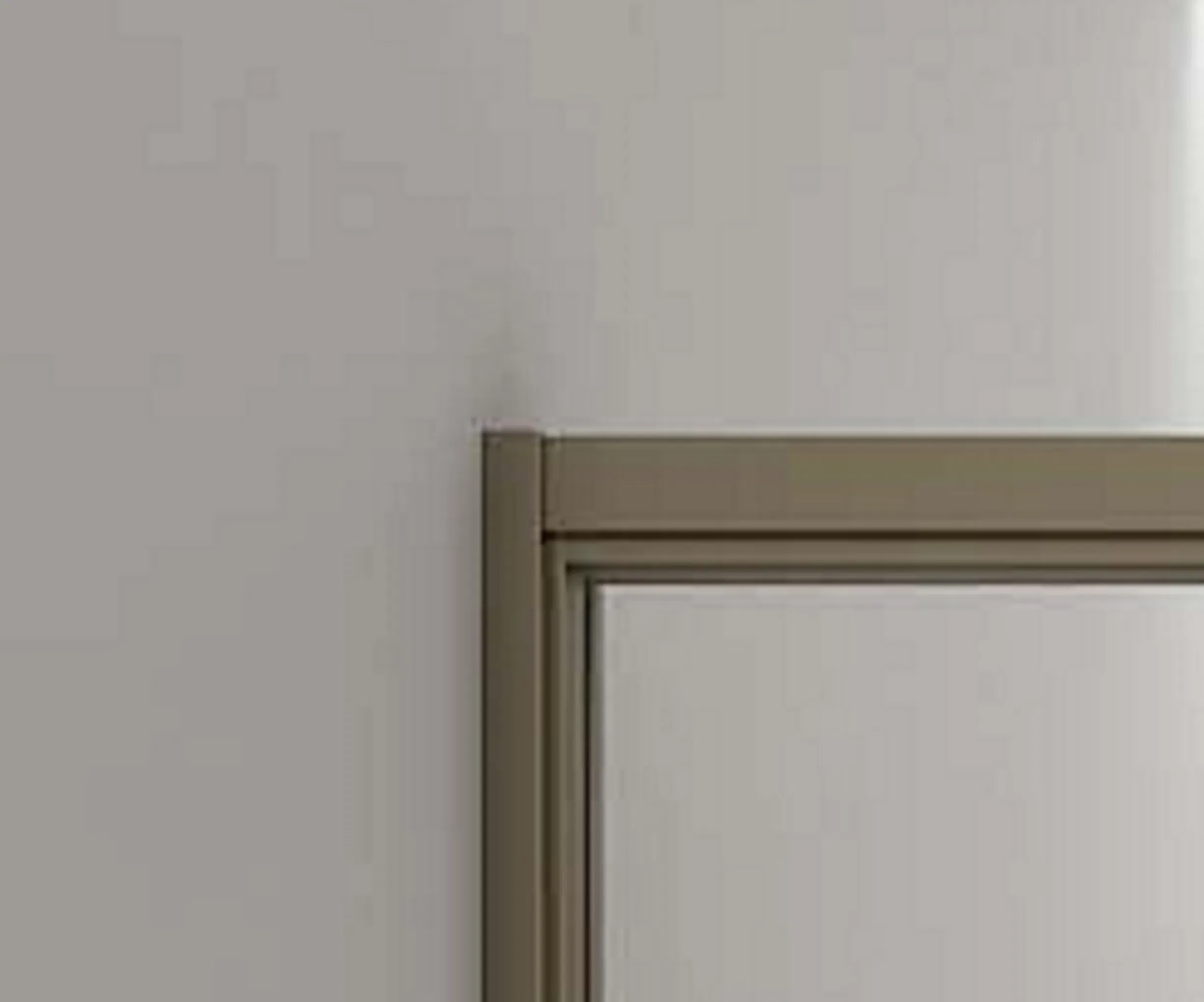 Luxurious Sliding Shower Enclosure with Tempered Glass Design