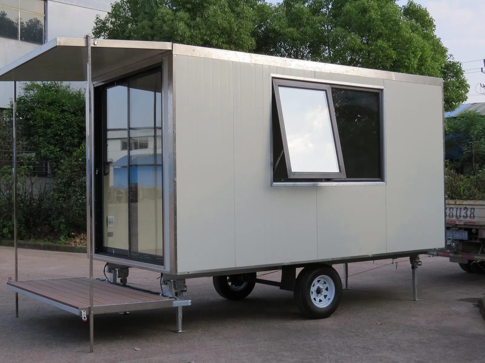Public Holiday Tiny Fast Food Trailer