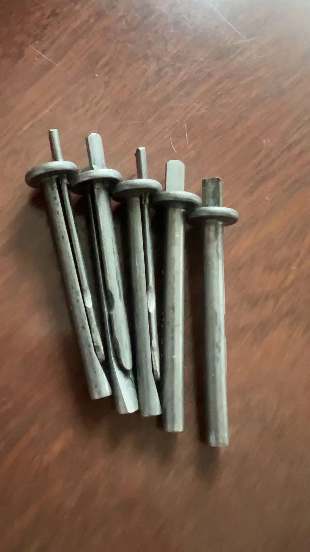 Heavy-Duty Expansion Nails Perfect for Wood and Concrete Applications