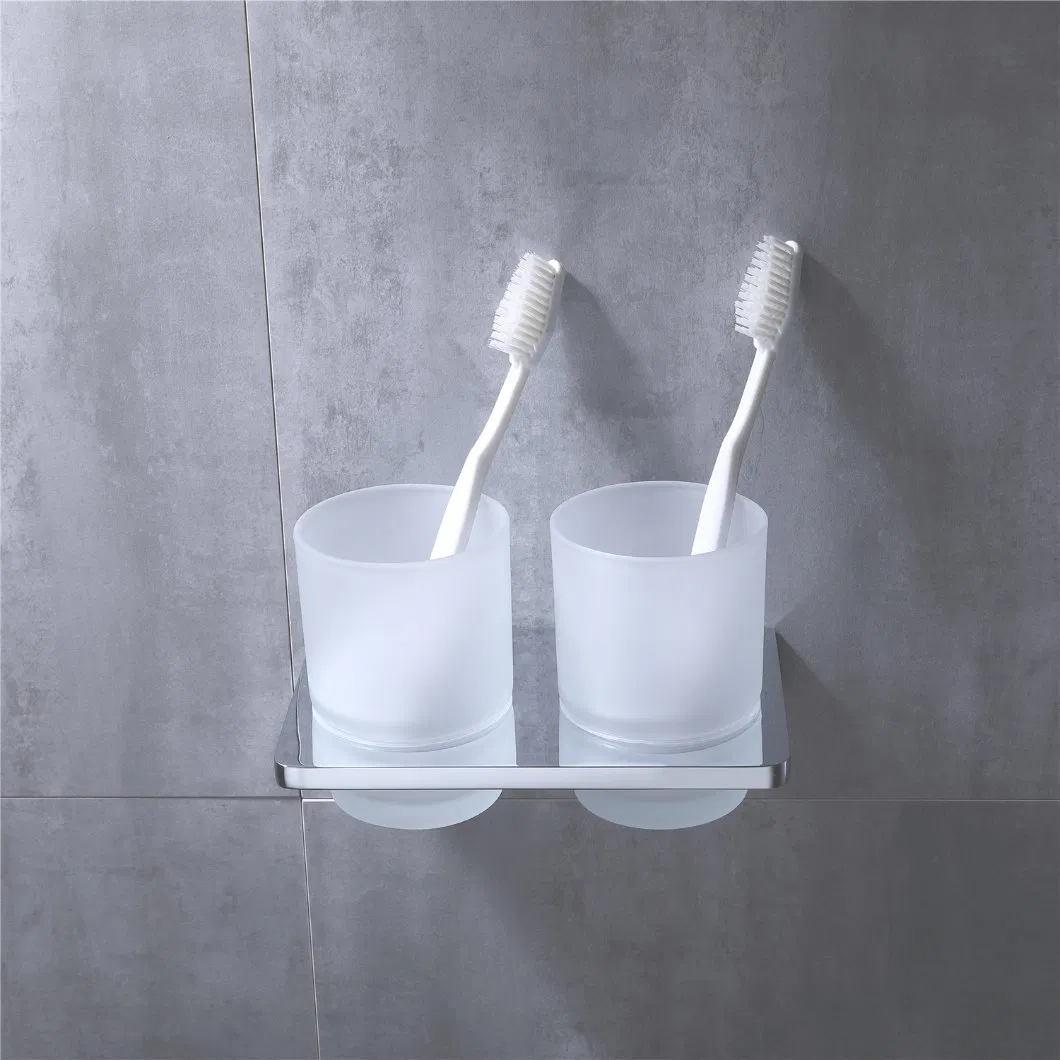 Держатель для стаканов и зубных щеток с двумя стаканами