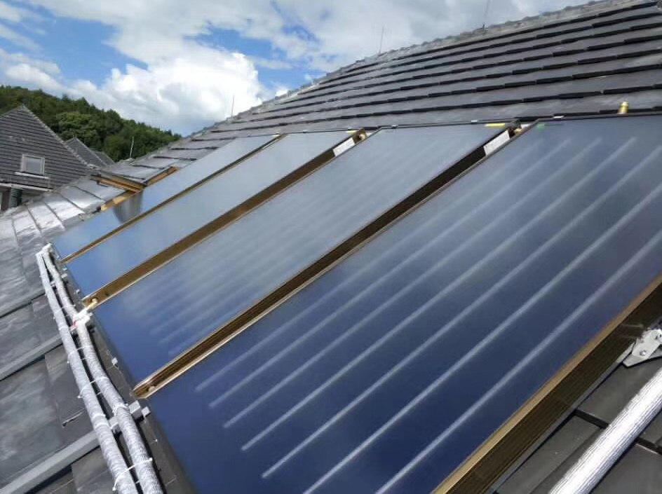 Separate High Pressure Commercial Flat Plate Panel Solar Water Heater System Hybrid with Gas Boiler