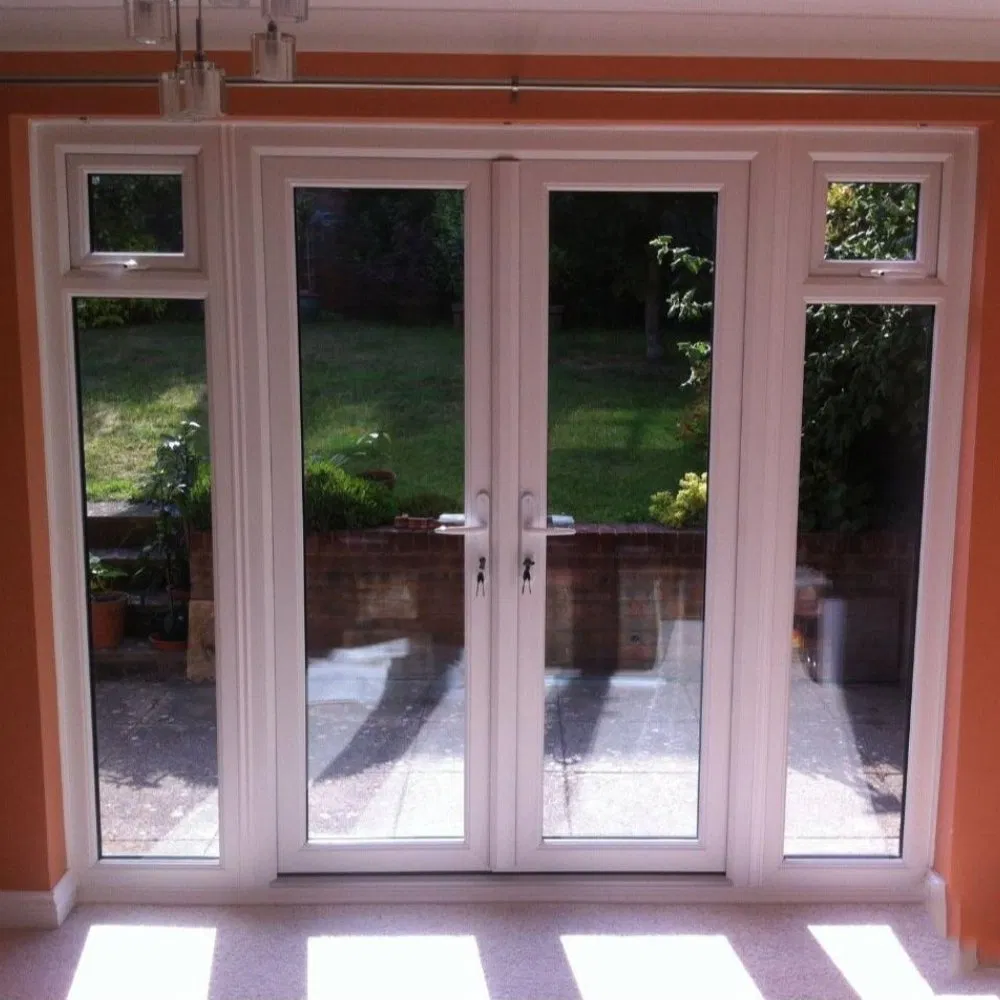 Двустворчатая распашная дверь из UPVC для коммерческих зданий