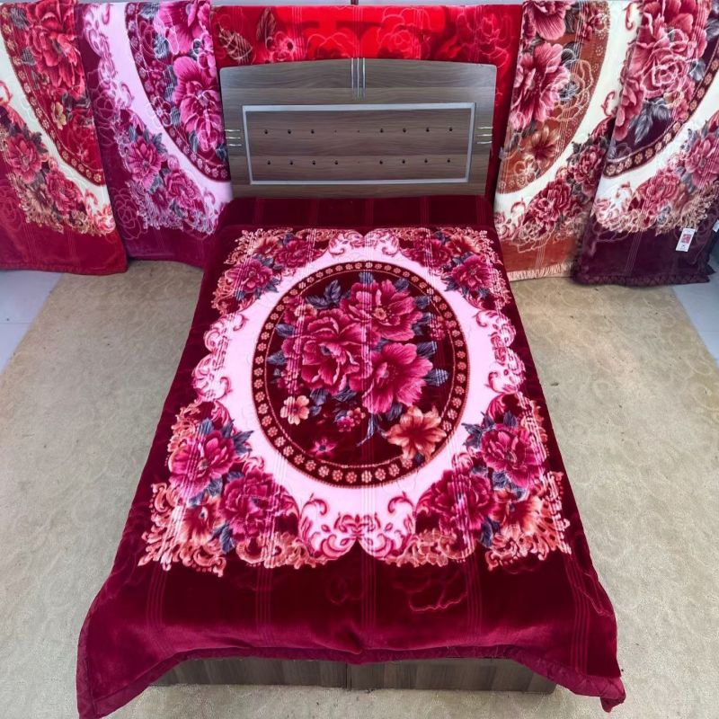 Hot Selling Flannel Raschel Blanket Flower Printing Bed Cover Winter Double Coverlets Warm Microfiber Home Textile ODM/OEM Weighted Velvet Blanket Manufacturer