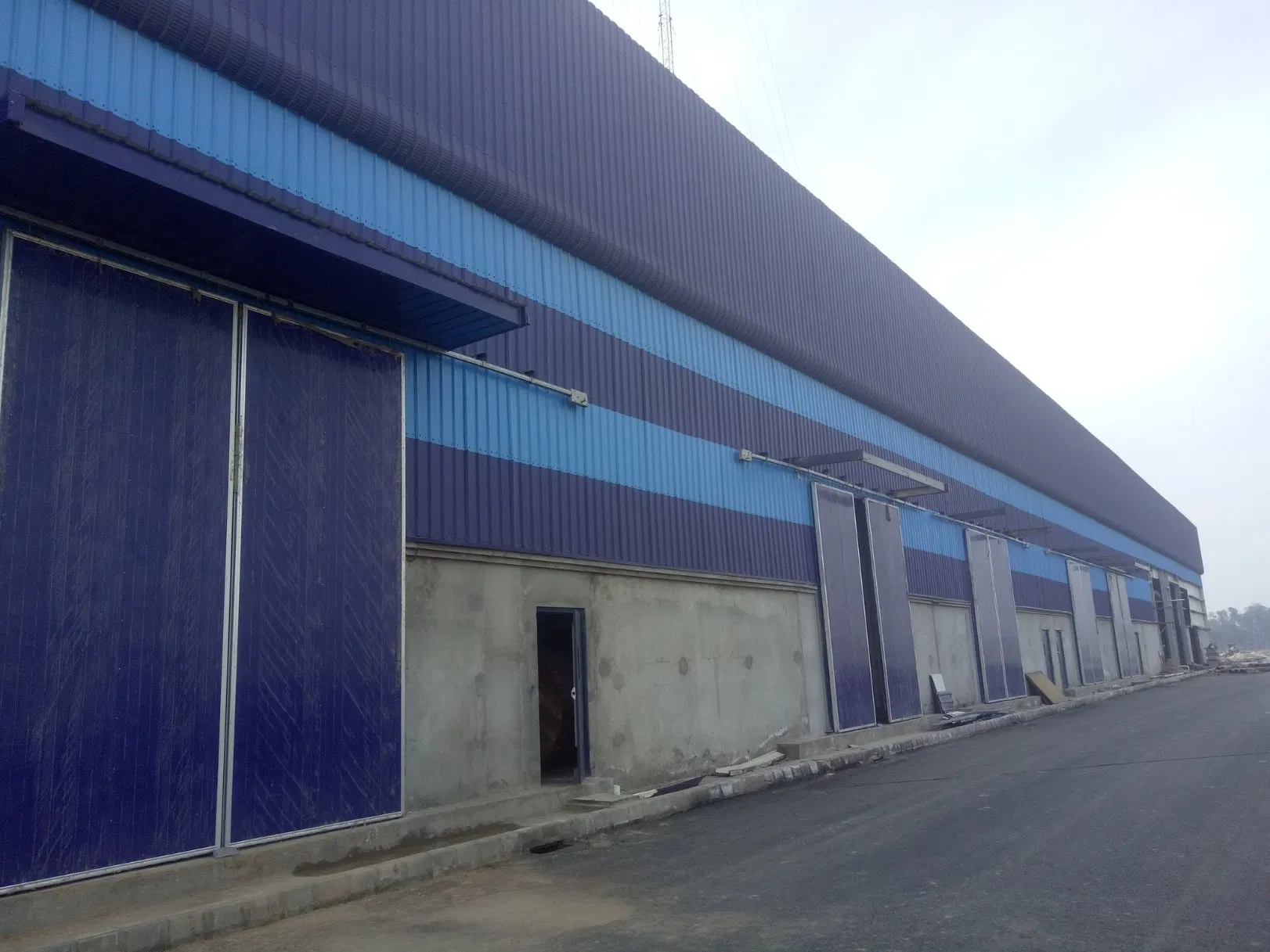 Prefab Apartment Building Steel Shed Prefabricated House with Sandwich Panel