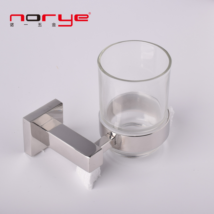 Керамический держатель для стакана в ванную