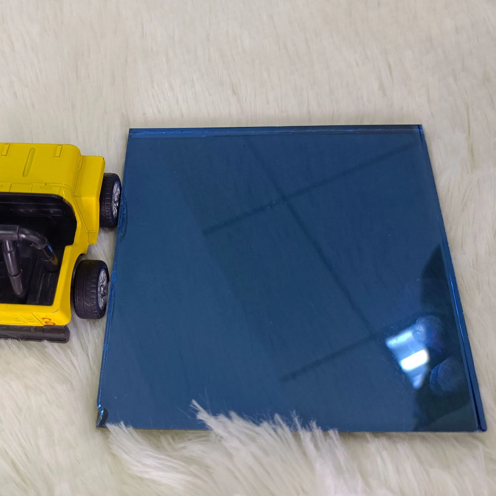 4mm Dark Blue Reflective Glass/Folat Glass/Building Glass/Window Glass