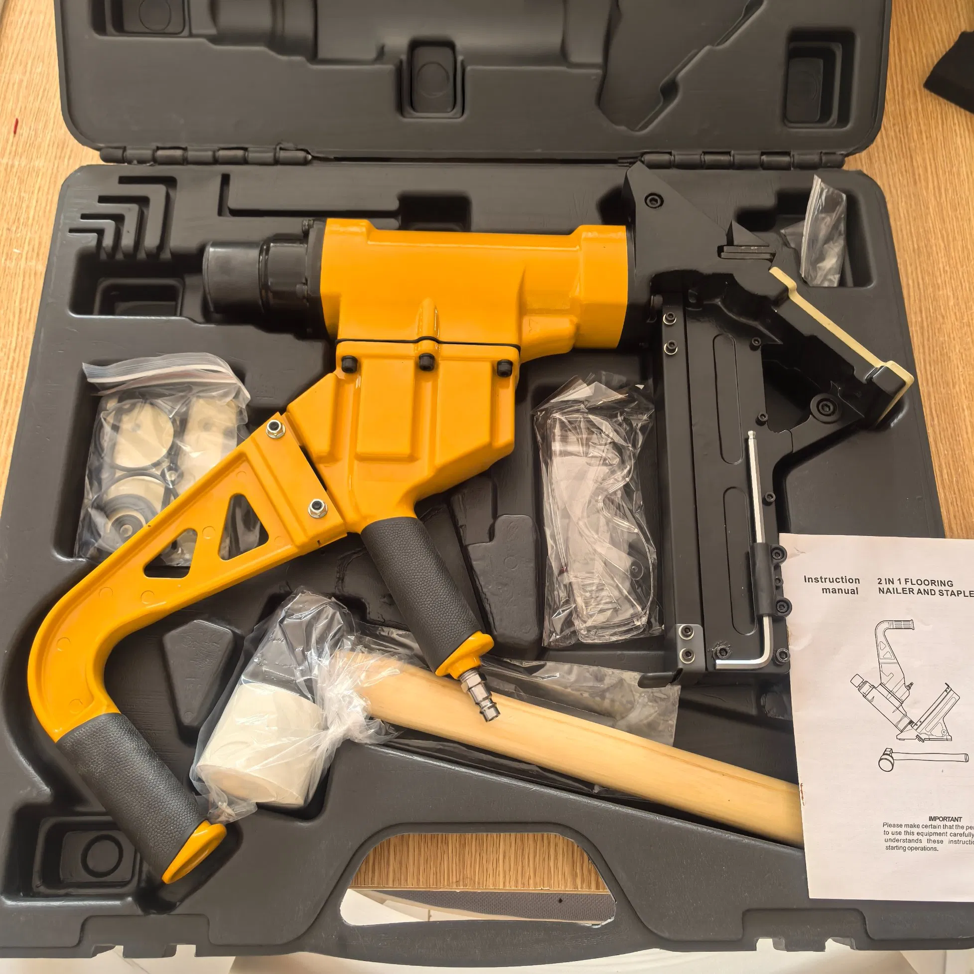 Fcn51 Pneumatic Flooring Nailer for Flooring Cleats