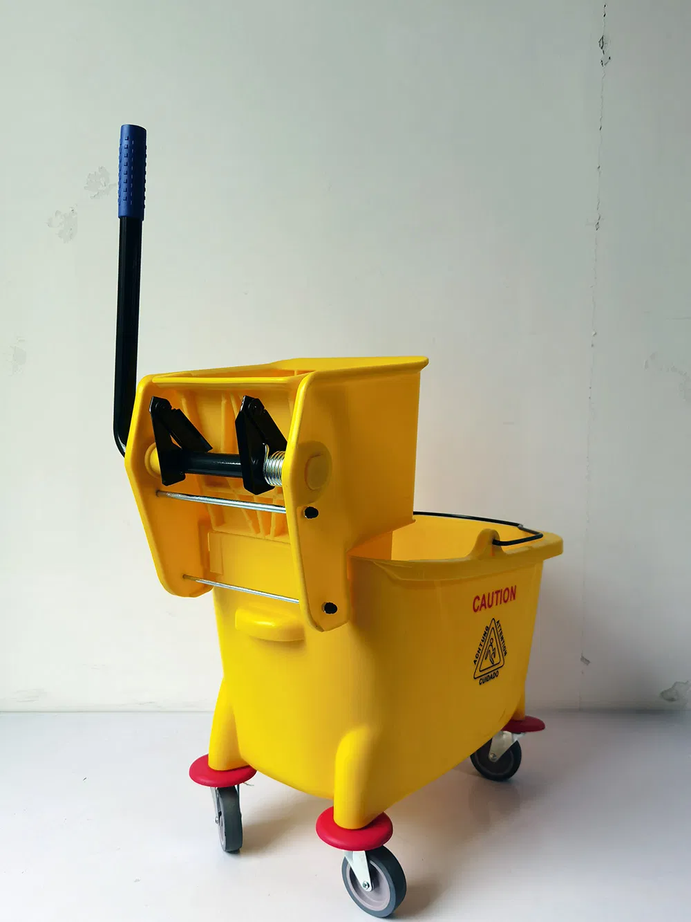 Plastic Hospital Hotel Cleaning Squeeze Wringer Trolley Mop Bucket with Wheels