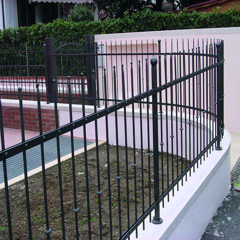 Black Powder Coated Fence Panel Galvanized Steel Spear Picket Fence Security Fence Steel Fence