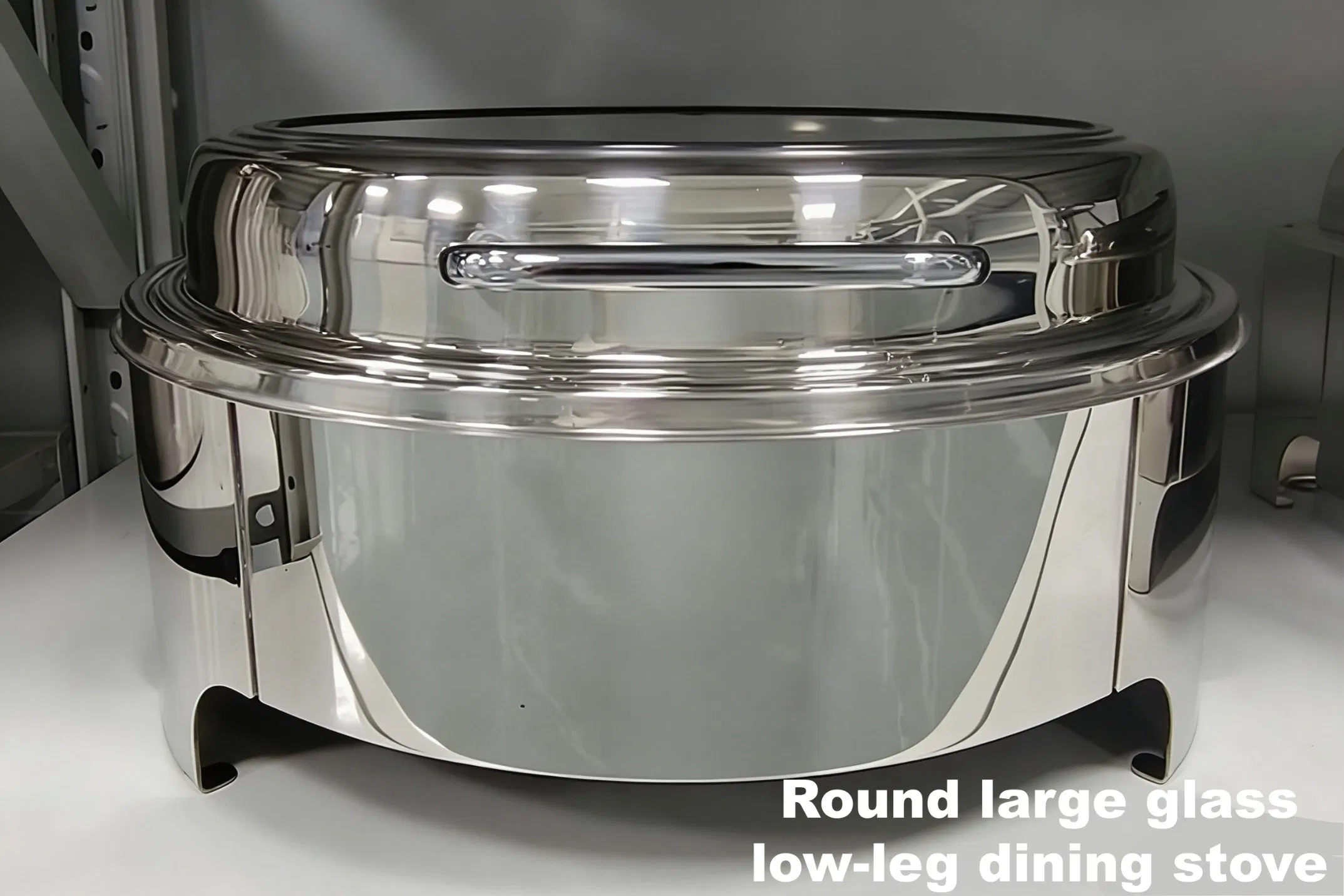 Contemporary Round Glass Dining Stove with Elevated Foot Structure