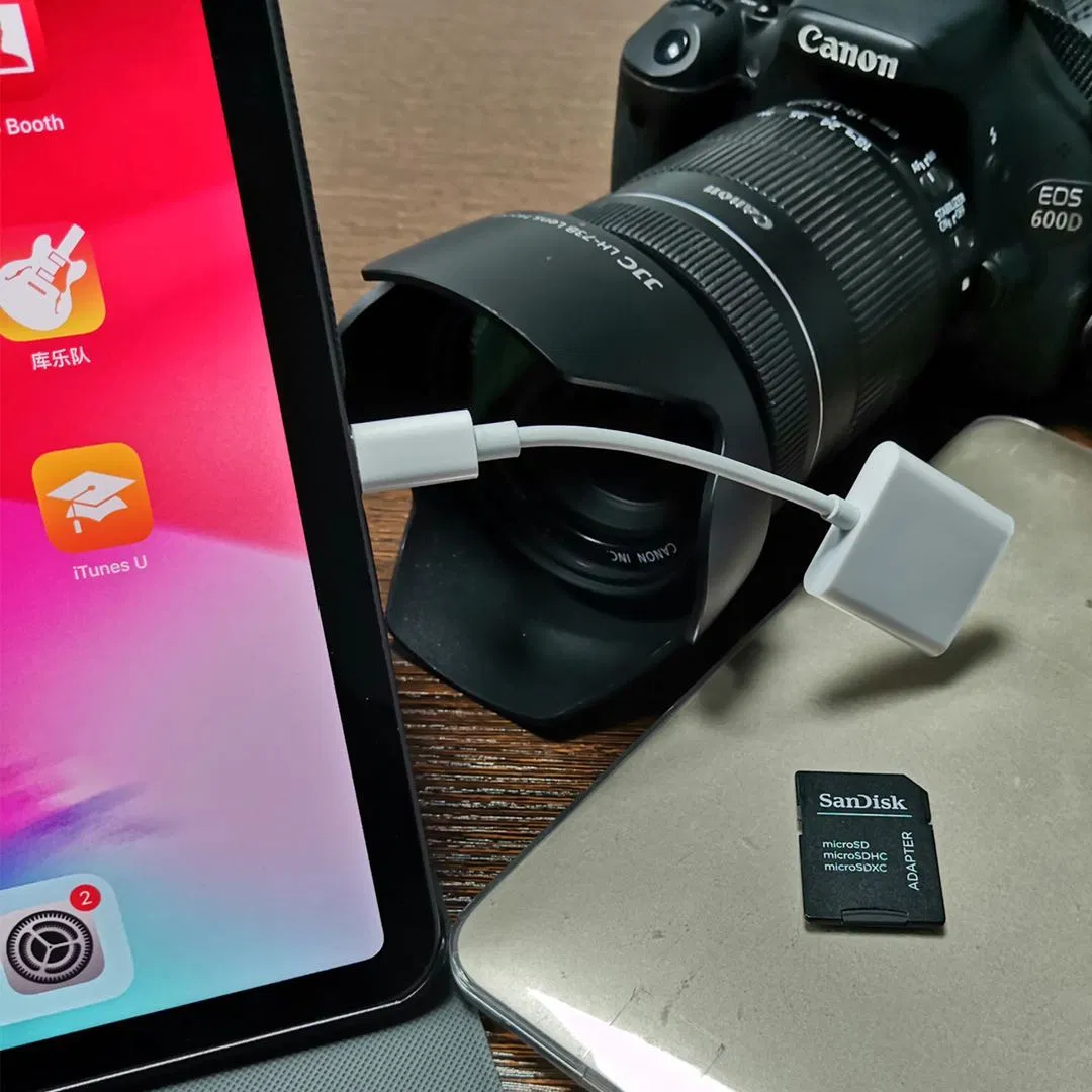Кард-ридер USB-C для смартфона с SD-картой