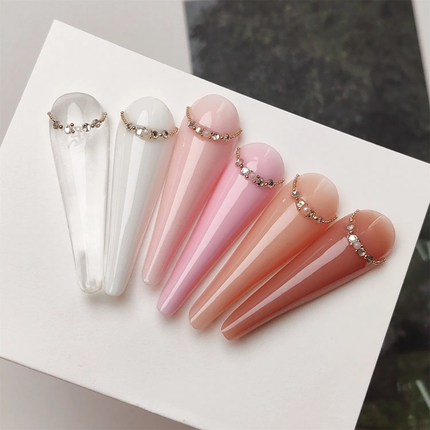 Custom Logo Gel Polish LED Gel OEM Soak off UV Gel Polish Wholesale Nail Polish