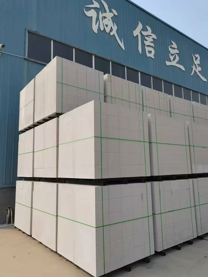 Premium Durable Cladding Systems for Extreme Weather Protection