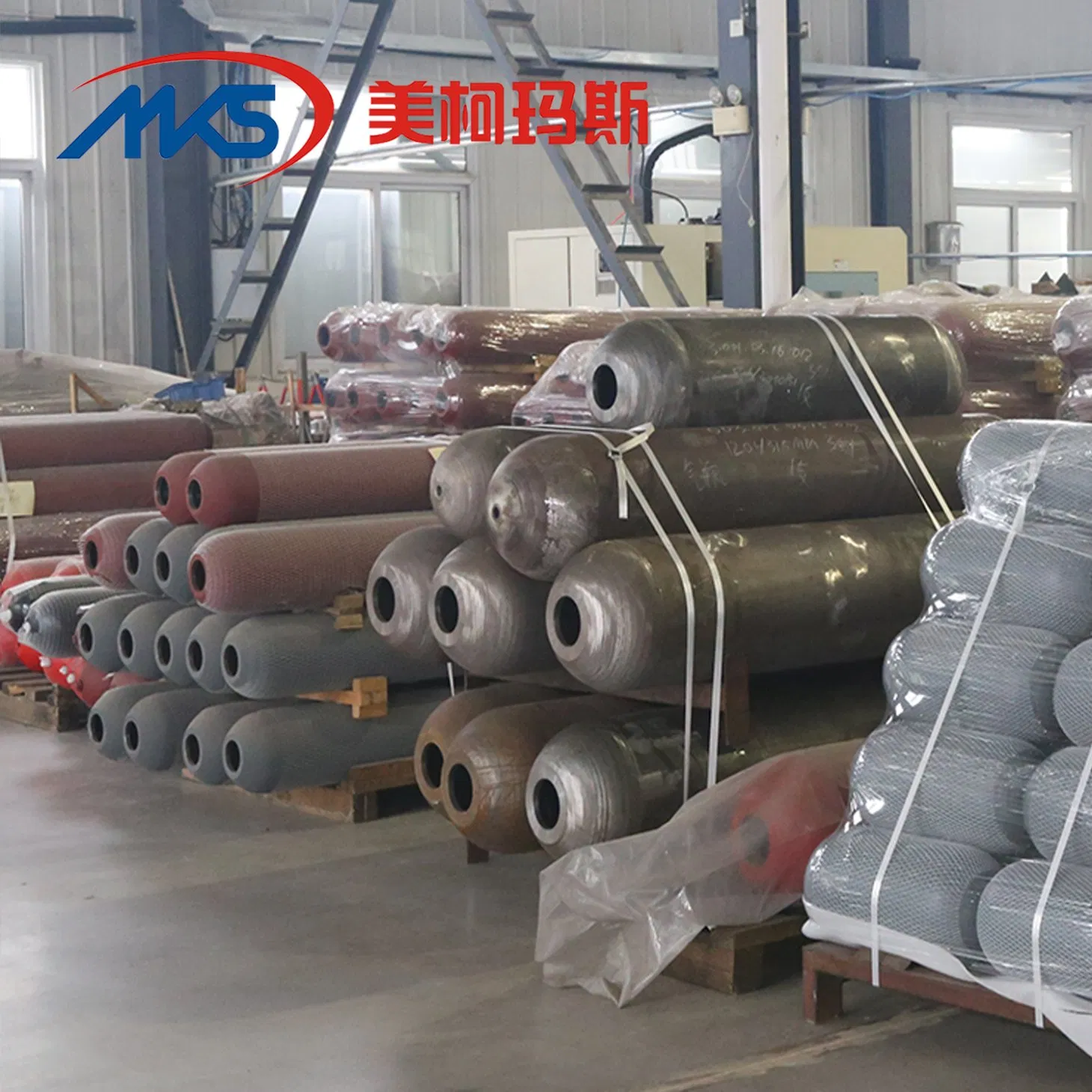 Гидравлический аккумулятор MKS 612-5284, 618-1497, 618-1499, 622-0960