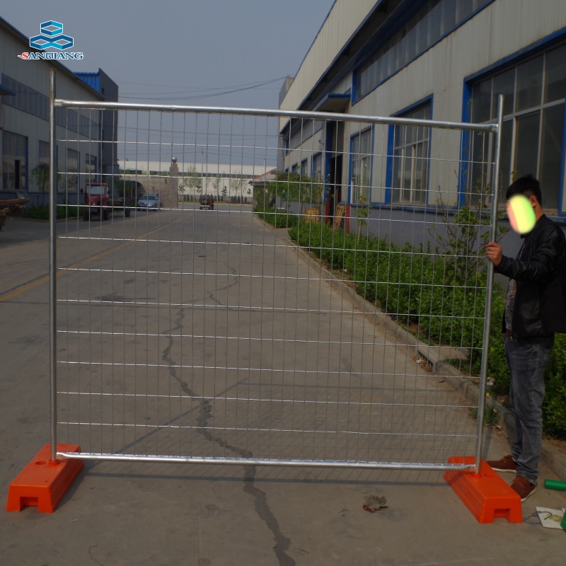 2.0mm Frame Thickness Security Panel Temporary Fence for Building Construction