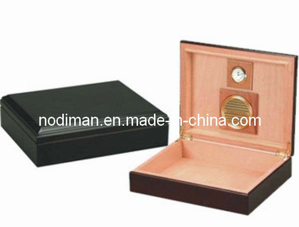 Black Veneer Matt Cigar Box (P10)