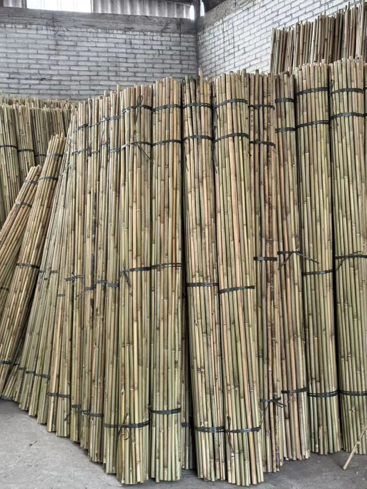 Dry Straight Agriculture Bamboo Poles Manufactures for Garden Plant Tonkin Bamboo Cane