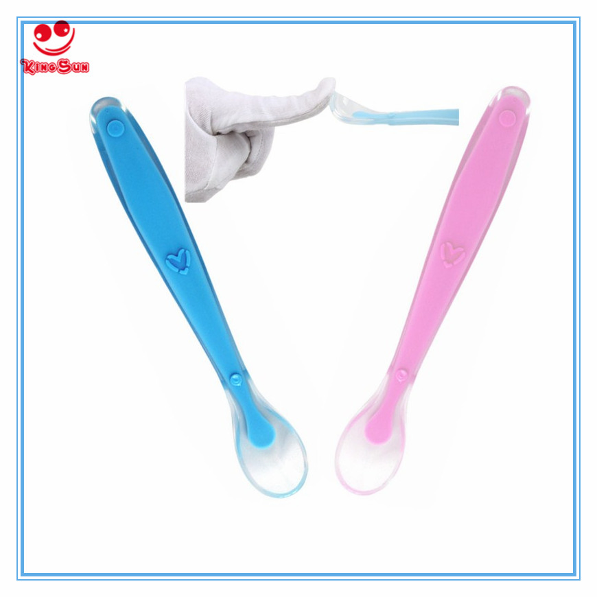 Flexible Kitchen Utensils Silcone Feeding Newborn Spoons Cutlery Pink Color