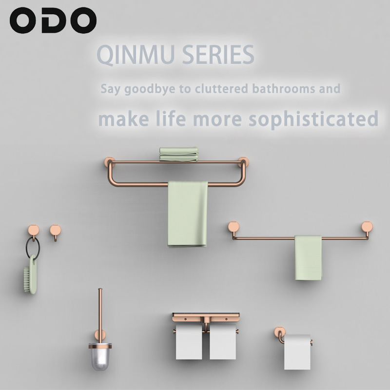 Набор крючков для одежды и полотенец в ванную