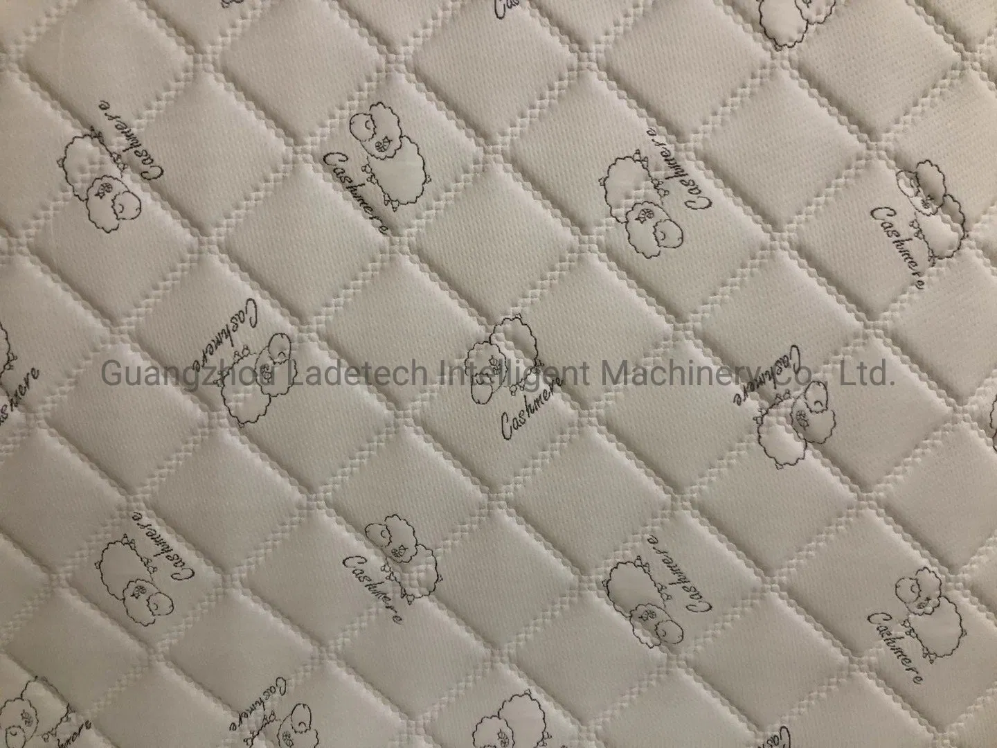 LDT-QTF01 Multineedle Mattress Topper Knitted Quilted Fabric