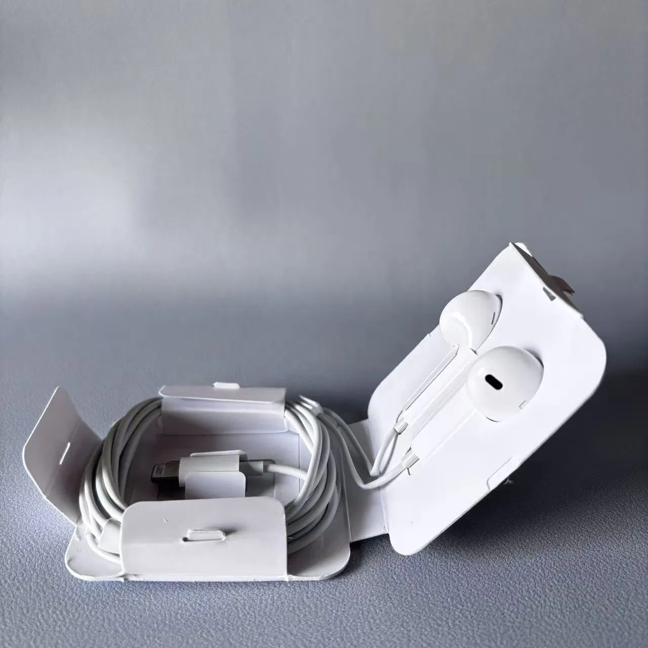 Беспроводные наушники-вкладыши Hands-Free с кабелем