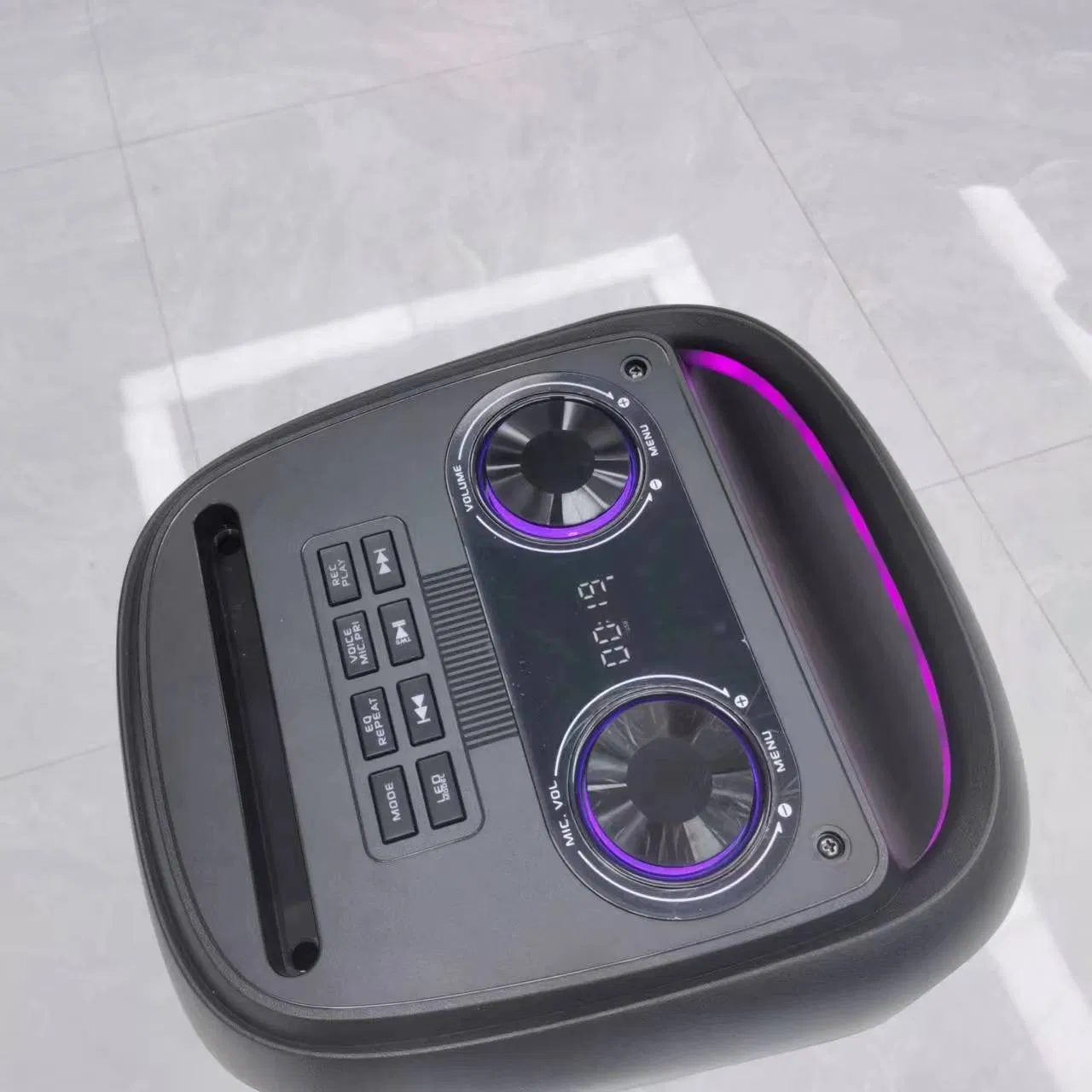 Портативная Bluetooth-колонка NDR-815 на тележке