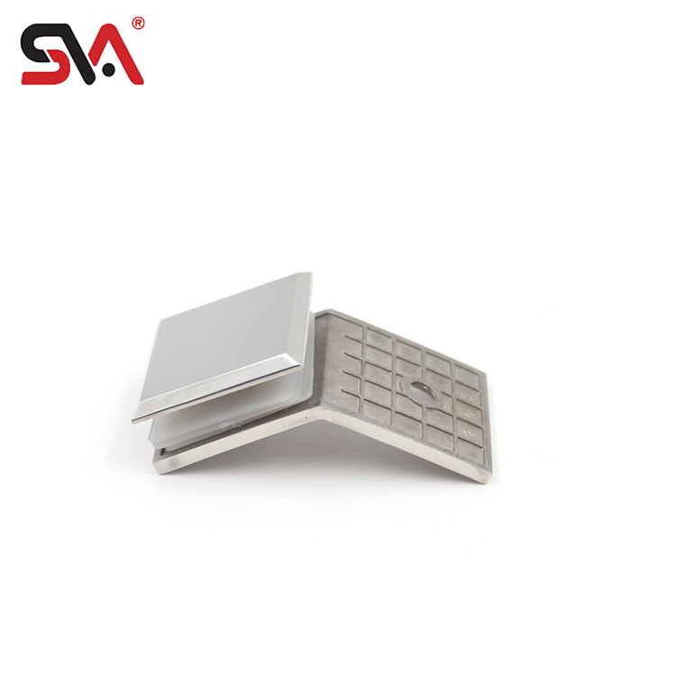 Shower Room Glass to Wall 135 Degree Brass Fixed Panel Beveled Glass Clamp
