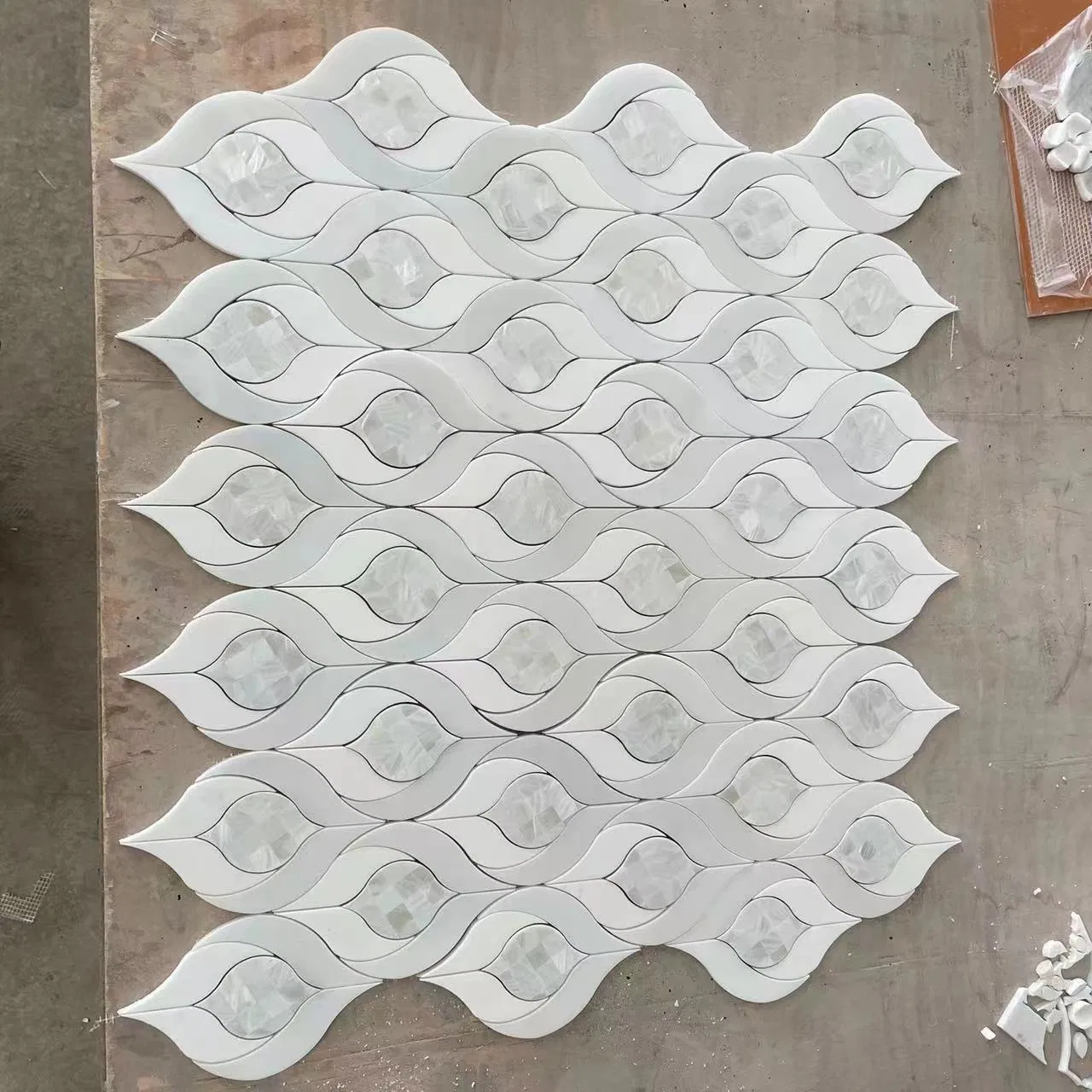 Customized/designed Water jet polished shell arabescato/thassos White Marble Mosaic for interior project/hotel/bar/bathroom Floor/Wall/Ceiling