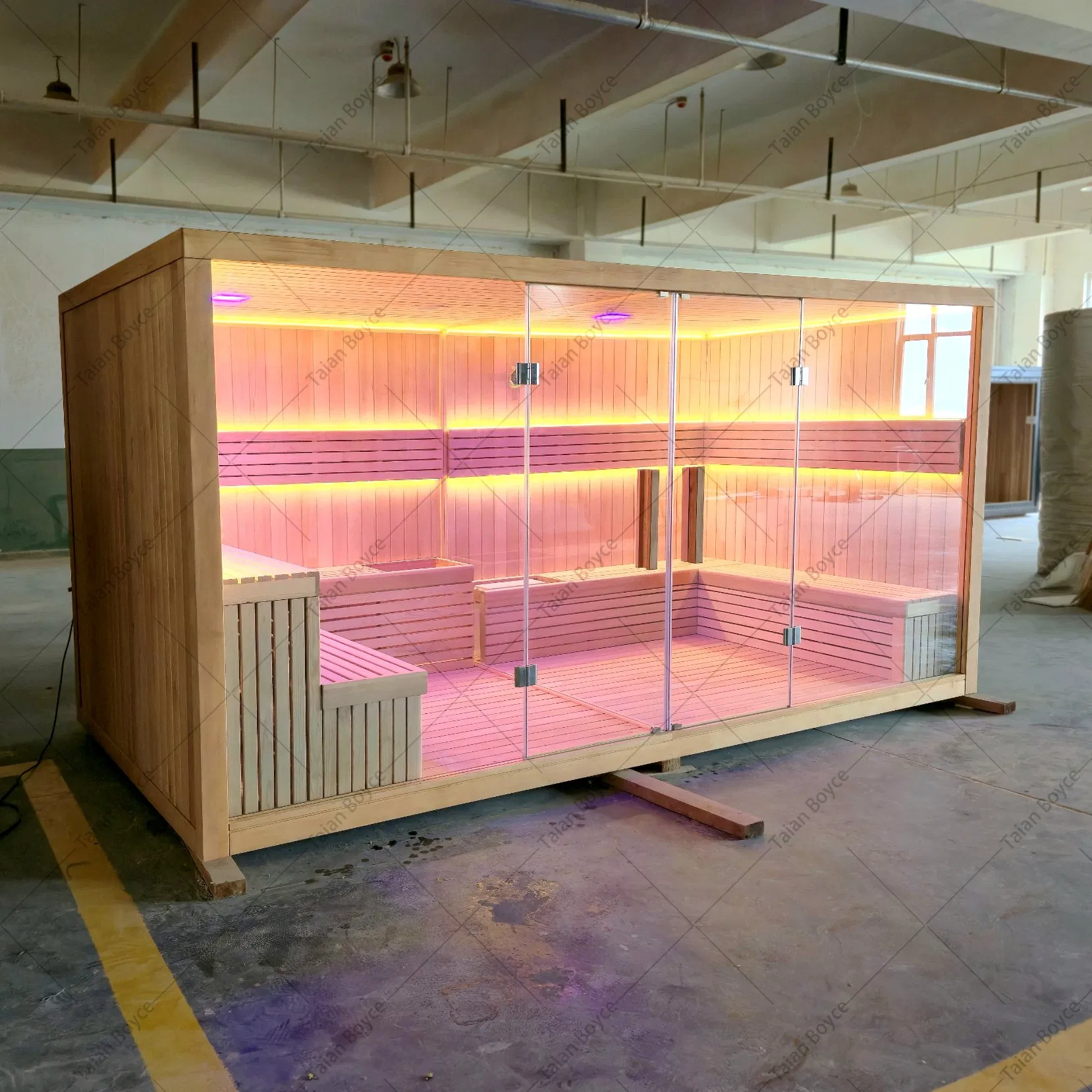 Сухая сауна из красного кедра с ИК-нагревом