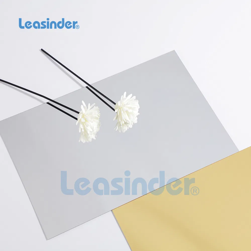Leasinder High Quality China Factory Silver Gold PMMA Acrylic Mirror Sheet 0.8-5mm Thickness PE Film Craft Paper Packing Acrylic Mirror