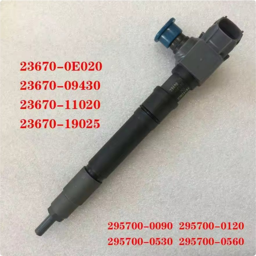 Топливная форсунка Common Rail Denso 295700-0560 для двигателя Toyota 2GD-FTV 2.4 л