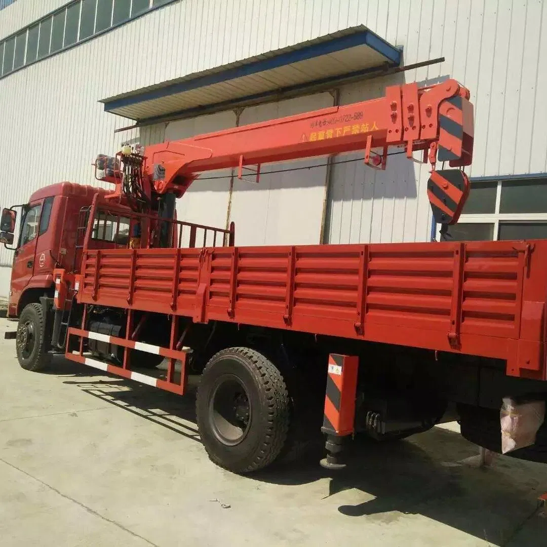 Truck Mounted Crane 8-Ton Jiangwei Straight Arm Truck Crane Equipped with a 150 Meter Steel Wire Rope