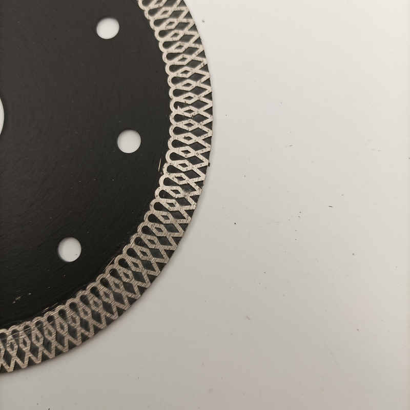 Алмазный диск 125 мм для резки сетки и волны
