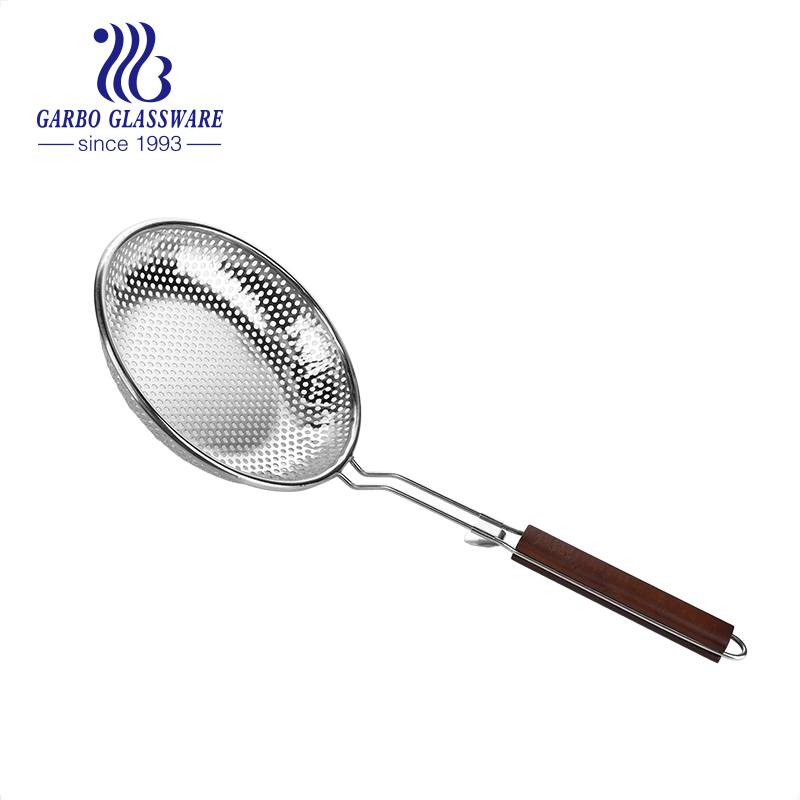Stainless Steel Kitchen Oil Mesh Separators Colander Floating Fat Oil Scum Spoon Skimmers with Wooden Handle