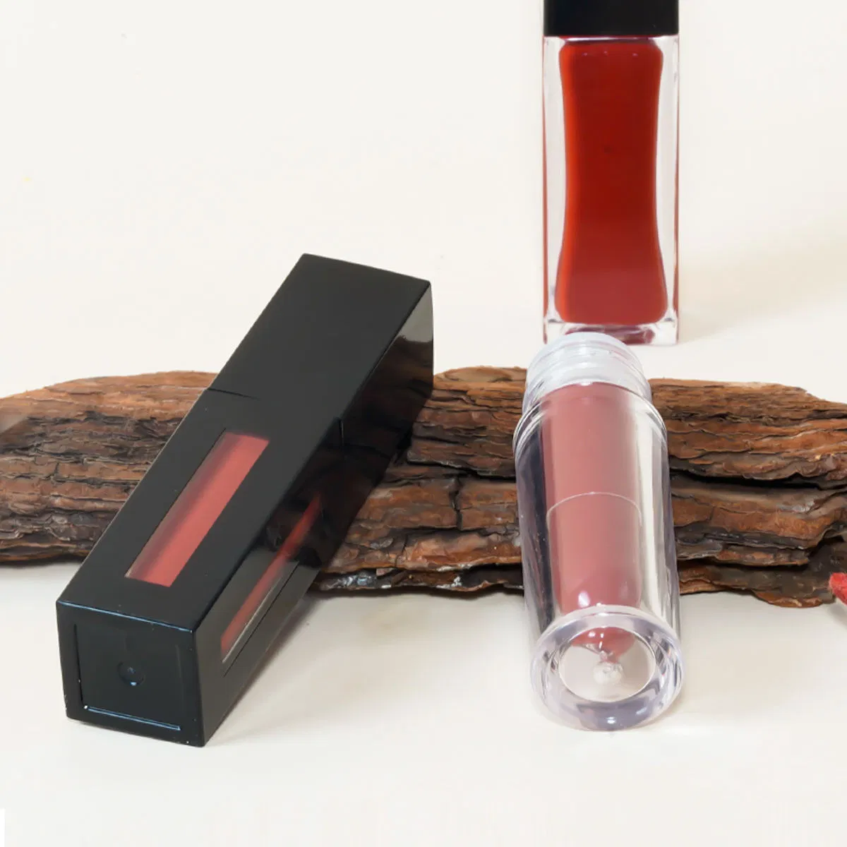 Custom Private Label Lip Gloss - Glossy Finish, Vegan Formula