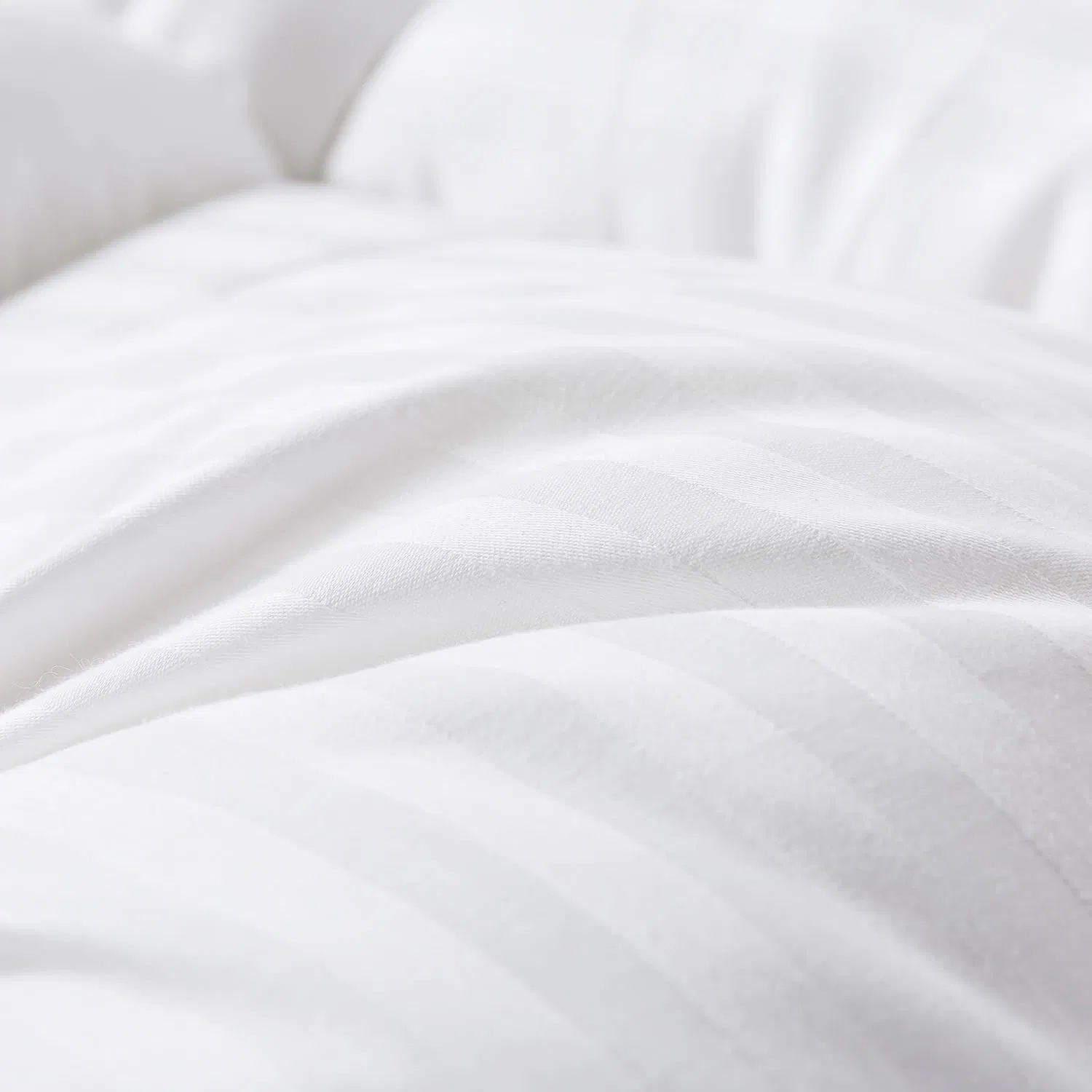 Ultra-Soft Breathable Mattress Topper for Back Pain Relief