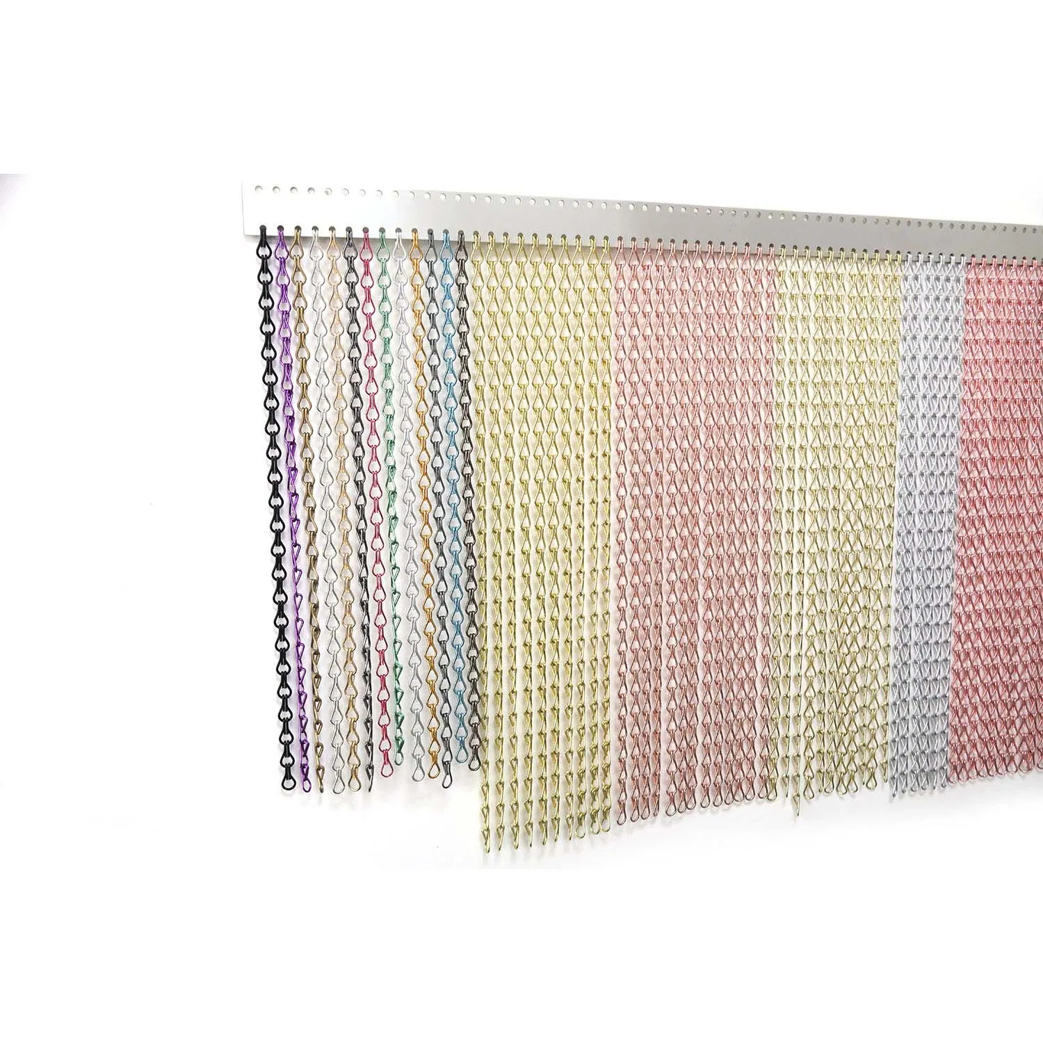 Versatile Double Hook Chain Link Screen for Wall Decoration Needs