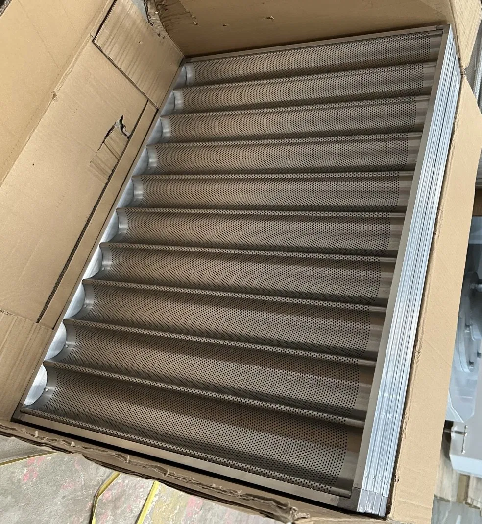 Industrial Manufacturer Perforated French 5/4/6/8/10 Slots Bread Loaf Bakery Oven Tray Baguette Baking Trays