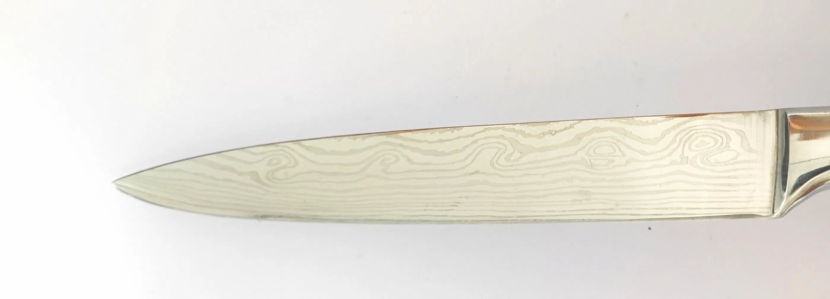 Профессиональный кухонный нож из дамасской стали