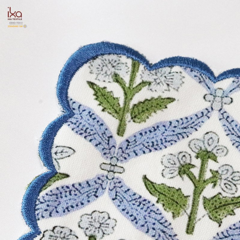 Bulk Supply Custom Quilted Embroidered Scalloped Placemats Square Woven Flower Printed Cotton Fabric Placemat for Dining Table