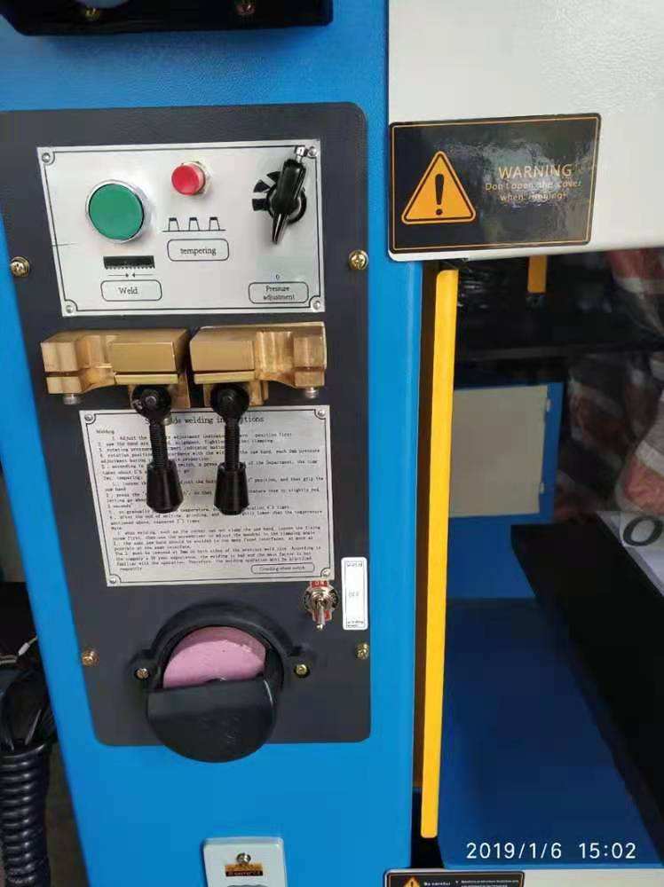 Станок ленточнопильный вертикальный по нержавейке промышленный