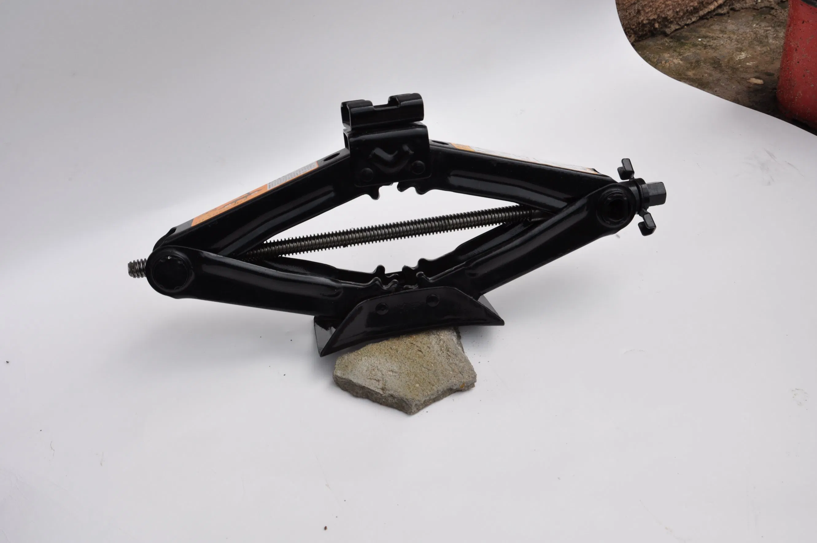 High Quality 1.5tons Scissor Jack Lifting Car Jack