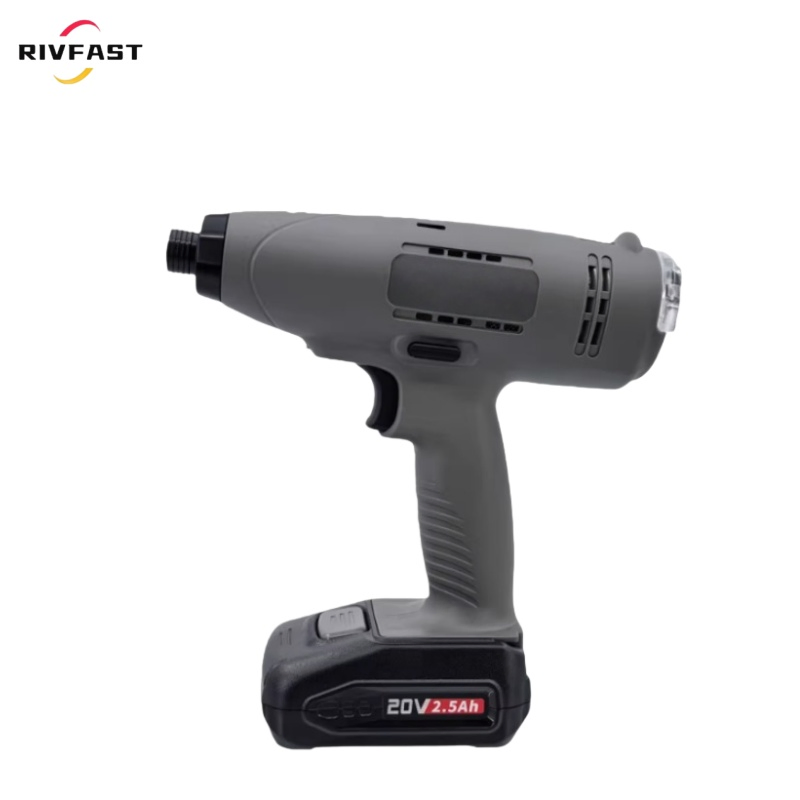 Аккумуляторный гайковерт-шуруповерт с регулировкой момента