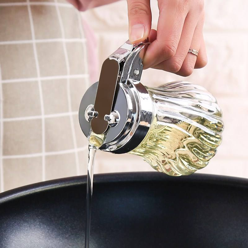 Wholesale Glass Oil Bottle Empty Oil Pot for Kitchen Home Use